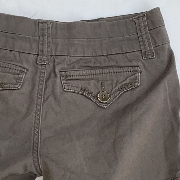 Buckle BKE casuals Mollie brown shorts size 26 - Picture 8 of 9
